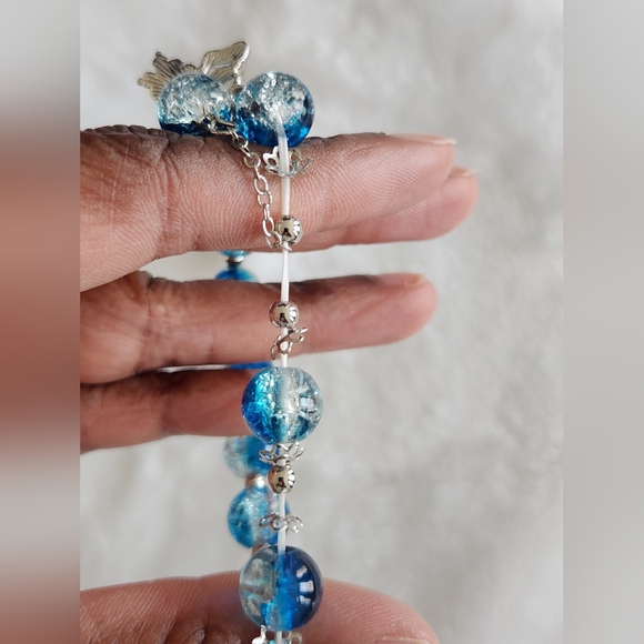 Blue Beaded Butterfly Elastic Charm Bracelet - Picture 8 of 9